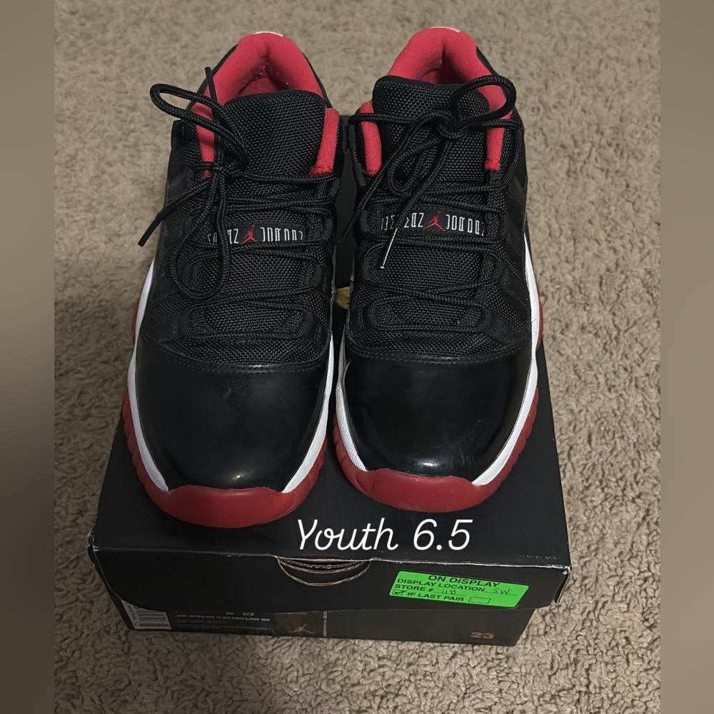Youth 6.5 Air Jordan 11 Retro Low